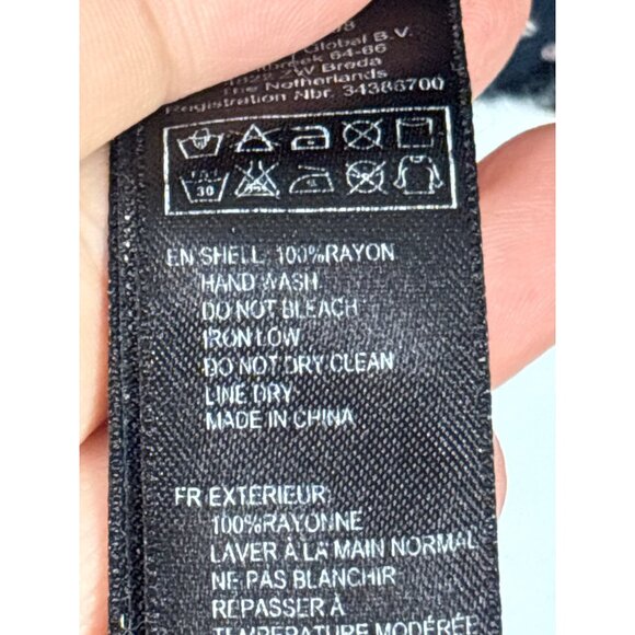 Love21 Forever 21 Navy Horse Print Oversized Crop Top One Button Size M Rayon - Picture 5 of 6